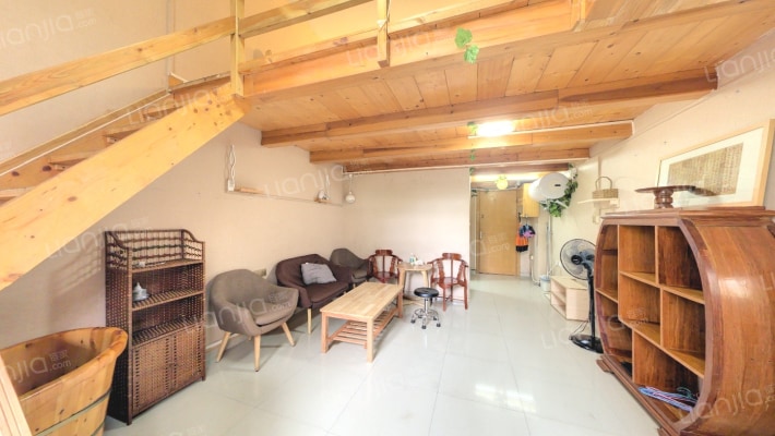 盈锋丽骏豪庭二手房实景图