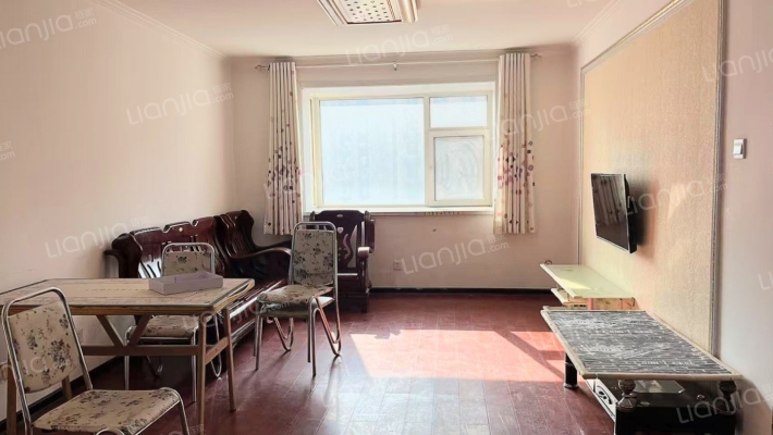 云景城 朝南两居 中高楼层采光好-客厅