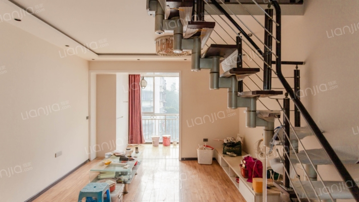 渝鸿家苑二手房实景图