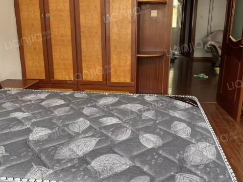 合租·李家上流小区 4居室 东卧