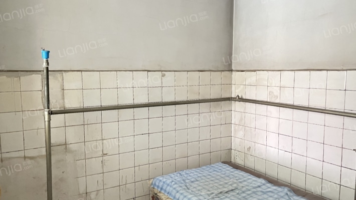 南关 独门独院 可以过户 商品房-卧室D