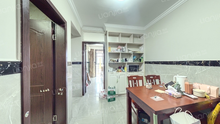 湾南德盛东苑二手房实景图