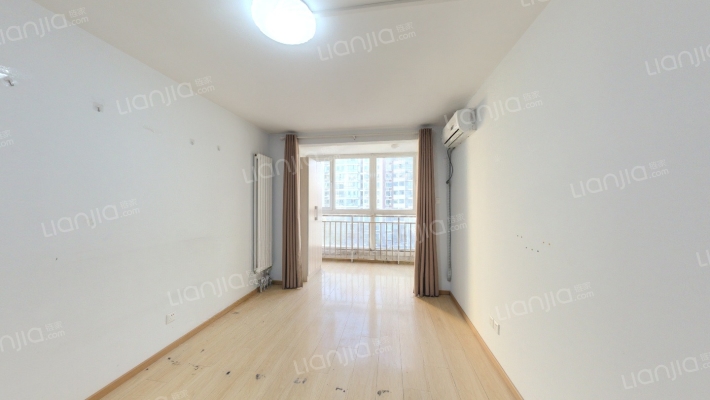 东领鉴筑二手房实景图