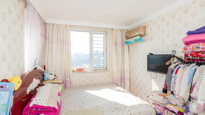 水映华庭东区二手房实景图