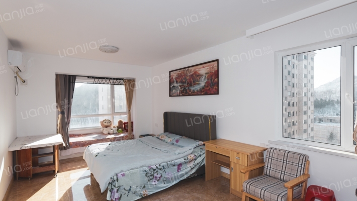 龙泉·揽山园二手房实景图