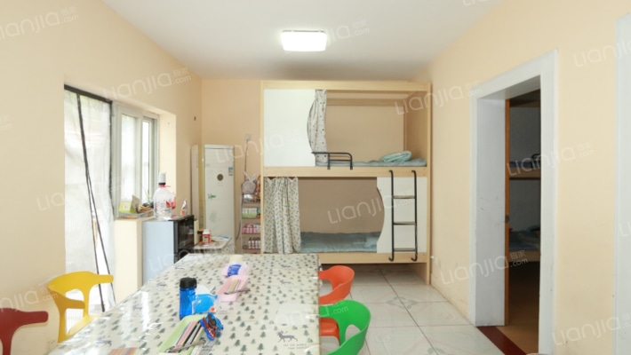 迎宾馆宿舍二手房实景图