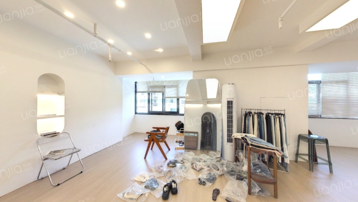 清泰商务大厦二手房实景图