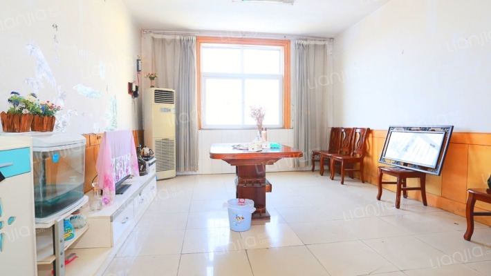 希望中学家属院二手房实景图