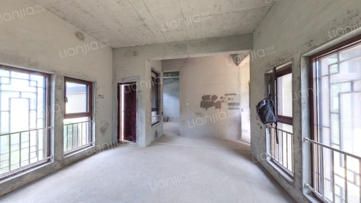 致地龙熙台二手房实景图