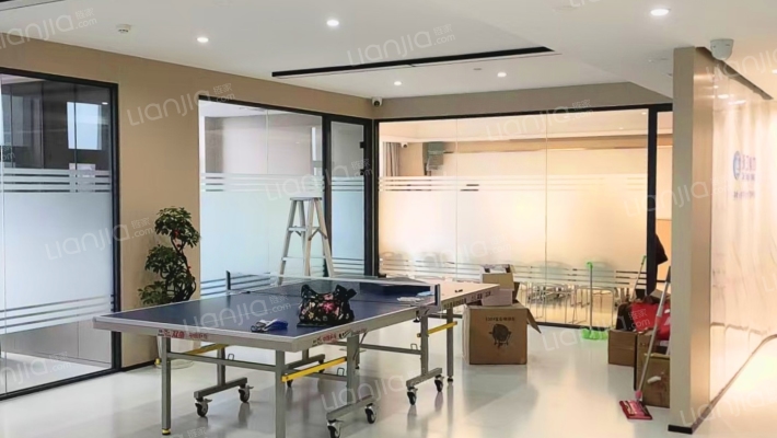 颖泰大厦二手房实景图