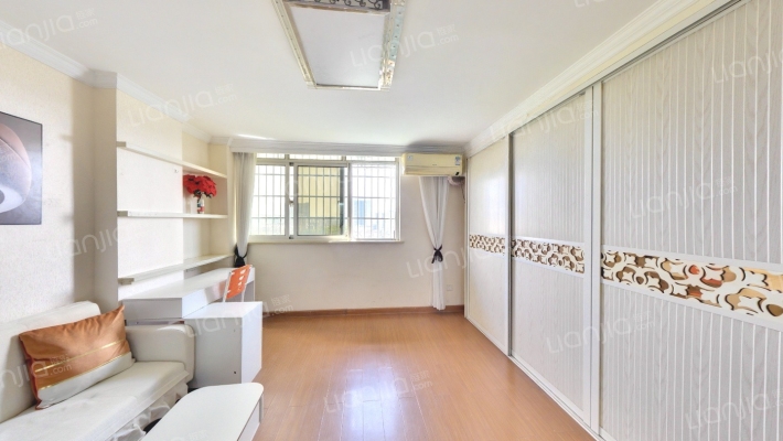 物美大厦二手房实景图