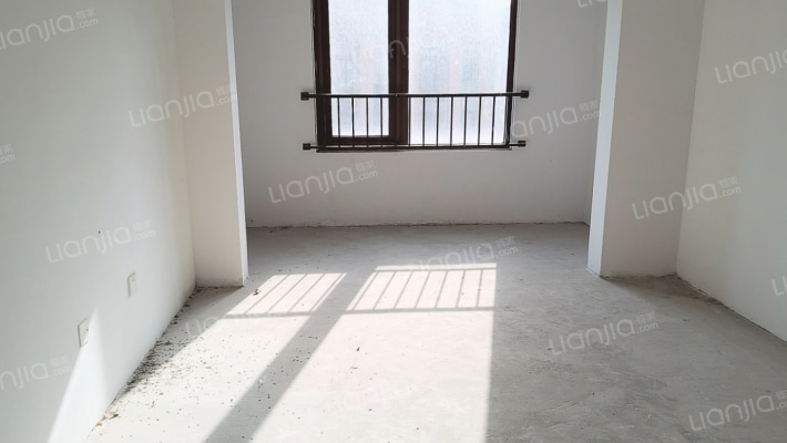 鸿坤理想尔湾 3室2厅 南 北-卧室C