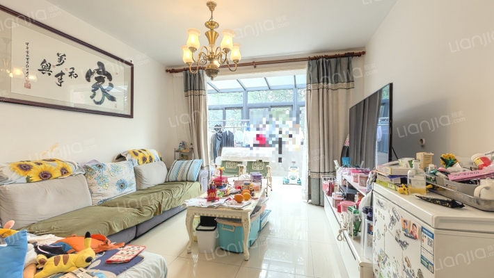 东渡园景别墅二手房实景图