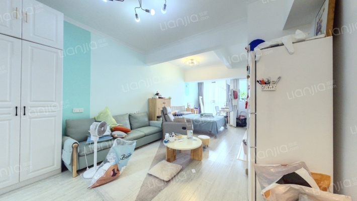 赛高街区二手房实景图