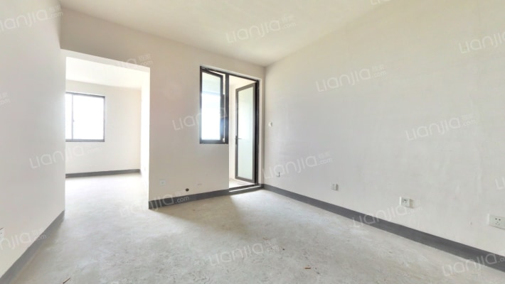 崧泽华城昱翠雅苑二手房实景图