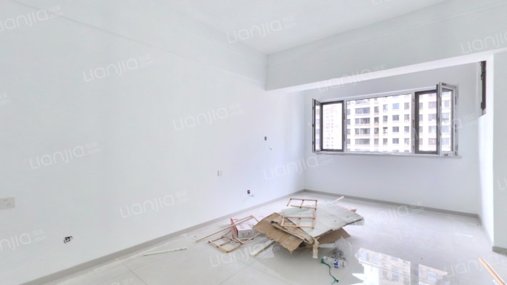 凤凰大都汇二手房实景图