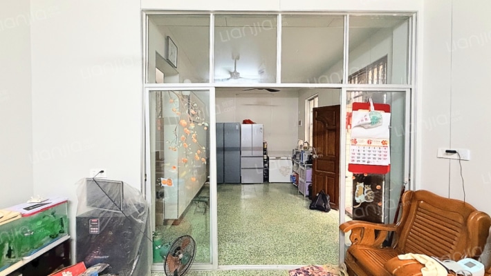 深圳路教育里六巷二手房实景图