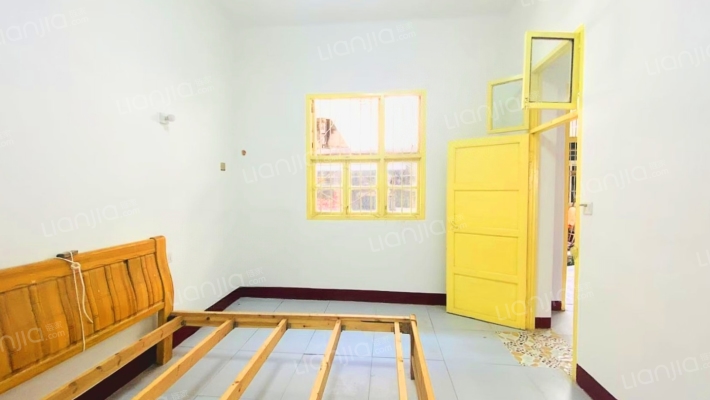 齐联里二手房实景图