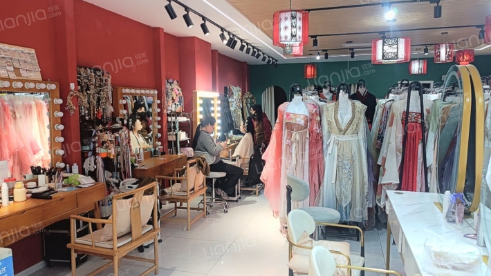 温德姆至尊公寓二手房实景图