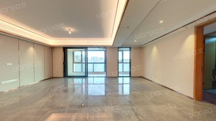 兴邦中央公园二手房实景图