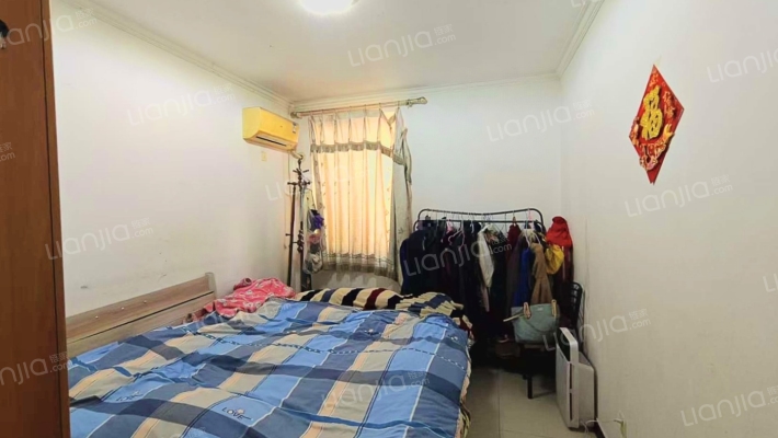 名流五期  南北通透  两居室  满二-卧室B