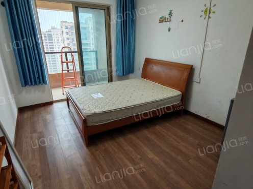 合租·山水华庭 4居室 南卧