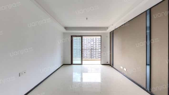 龙光玖誉湖澜湖二手房实景图