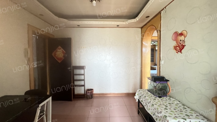 华北铝生活北院 大社区 满五不唯一-客厅