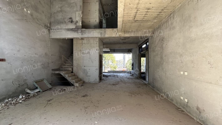 万科棠樾六期6B悠然庄二手房实景图