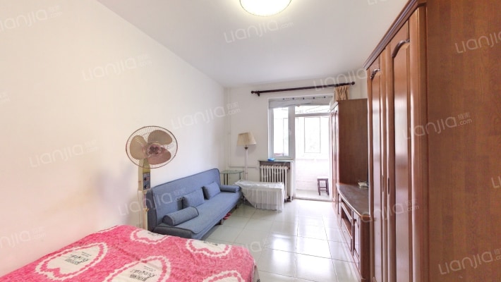 南三环中路61号院二手房实景图