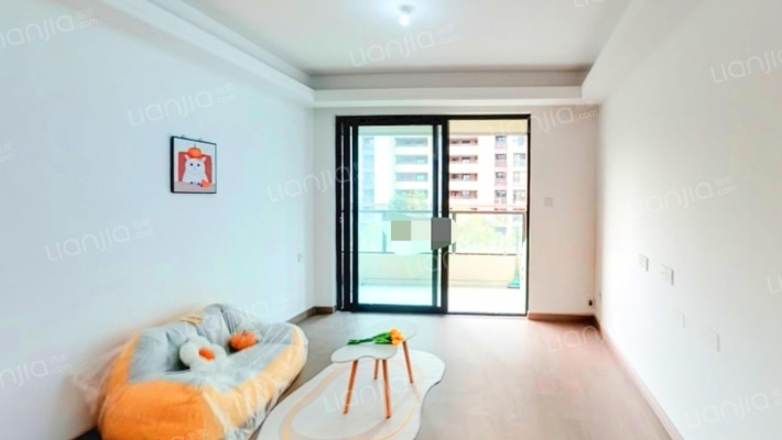 湖畔春晓花园二手房实景图