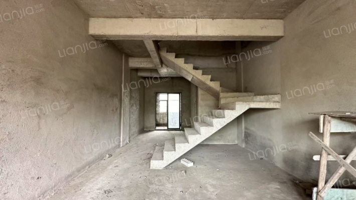 柏塘农贸商业中心二手房实景图