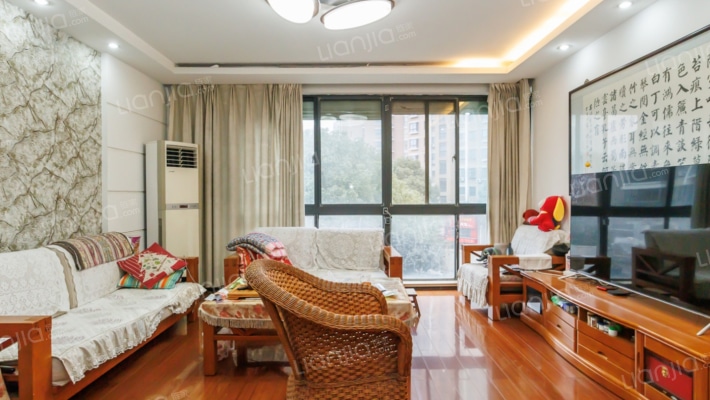 瓯龙梦溪嘉苑二期二手房实景图