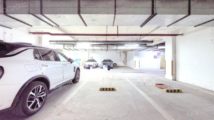 逸秀名园二手房实景图