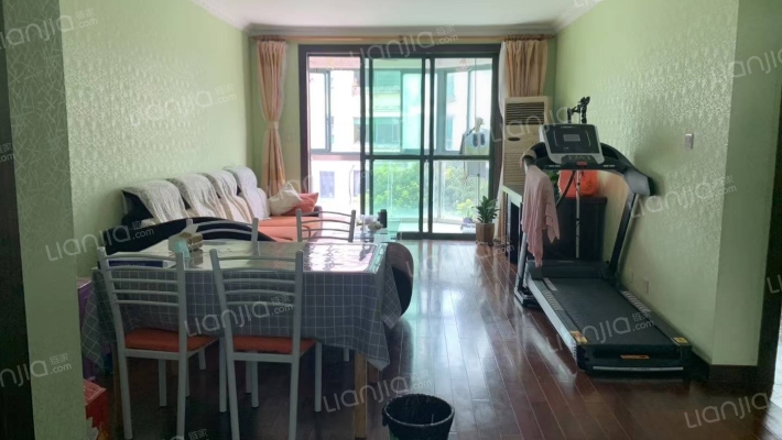 桥英花苑二手房实景图