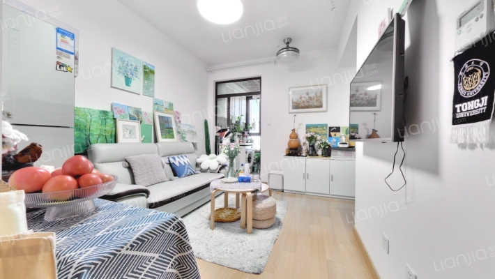 御澜山二手房实景图