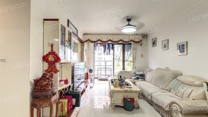 鸿晖依岸康堤二手房实景图