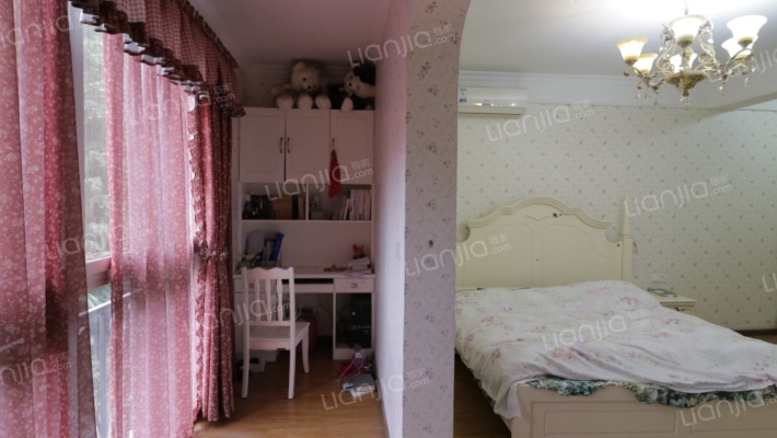 地中海三室出售，精装修，看得起价格可谈-卧室A