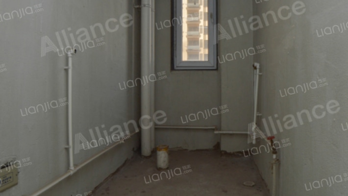 东兴北街军怡公馆，电梯房 正规一居室-卫生间