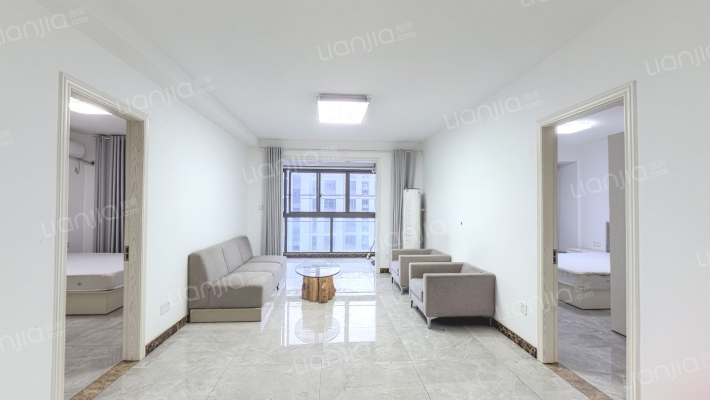 和成未来派二手房实景图