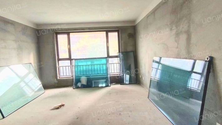 润泽华庭二手房实景图