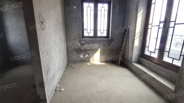 京都颐和城 4室2厅 南 北-保姆间