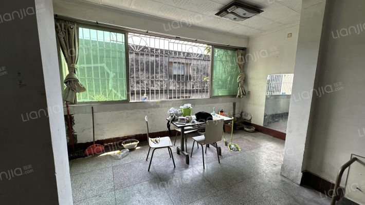 南街25号二手房实景图