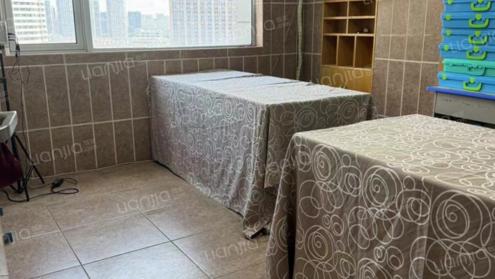 堇山大厦二手房实景图