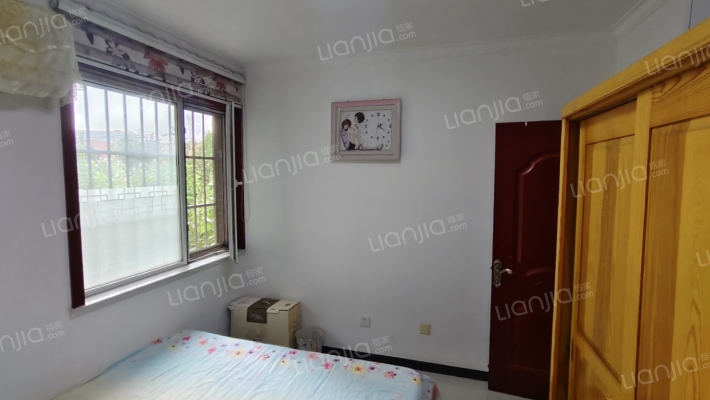 南向格局 楼层好 视野宽阔 适合居住-卧室B