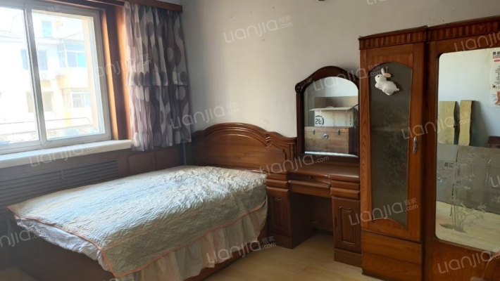 铁路八千平小区二手房实景图