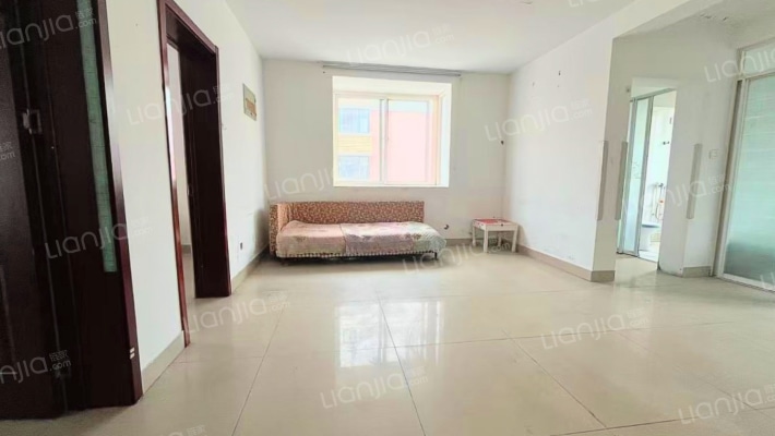 于范社区二手房实景图