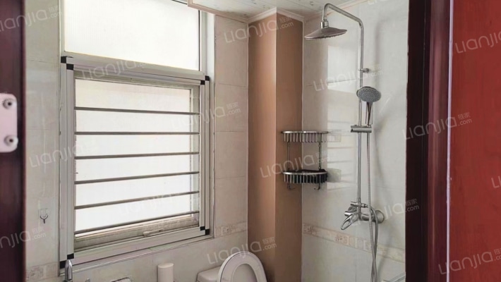 翔天万和城 东南两居 采光好，本满五不唯一-卫生间