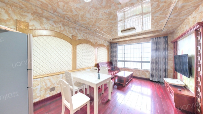 滨海湾公寓二手房实景图
