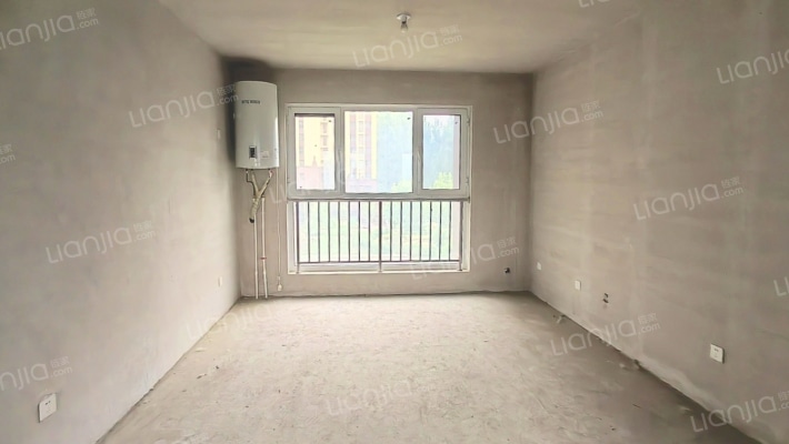 业主换房急售，明厨明卫通透三居，随时看房-客厅